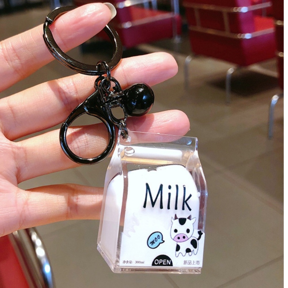Keychain cow milk cute small moving liquid white blue green